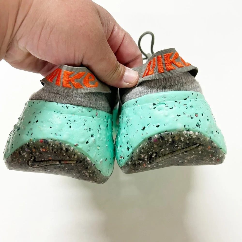 Nike Mens Gray Space Hippie 04 Green Glow Lace Up Recycled Sole Sneaker Size 10